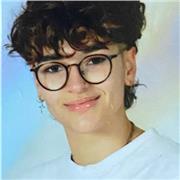 Profesora de apoyo escolar para las asignaturas de Lengua e Inglés